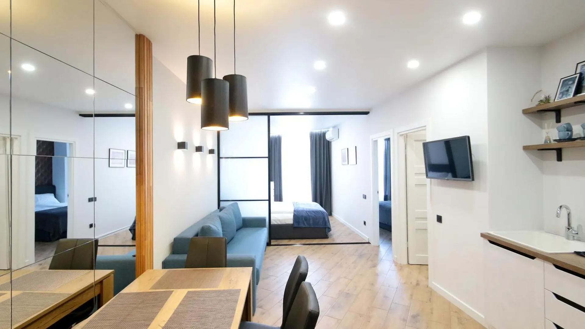 Smart Apart Center Lviv Ukraine