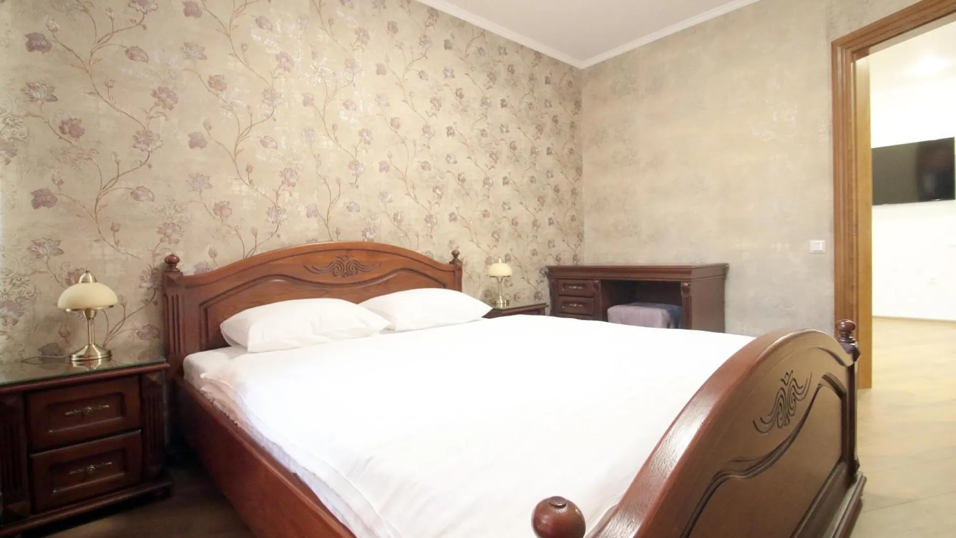 Smart Apart Center Lviv Apartment